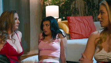 Gal hooking up with her stepmom