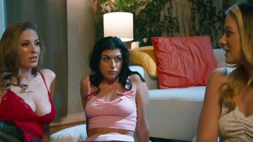 Gal hooking up with her stepmom