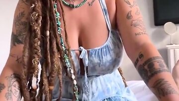 Hippie Step Sister Indica Flowers Sensua