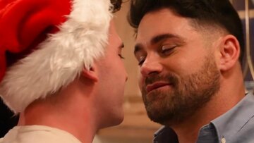 Ripped Trevor Brooks flip fucks Beau Butler in sen