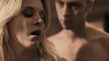 Big Booty Step-Mom India Summer Begs for Anal Dick