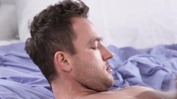 Stepmom London River’s Sinful Seduction of Her Stepson