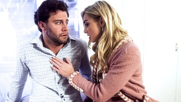 Kenzie Anne Fooled & Fucked: Catfish Stud Scores MILF