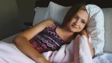 Paisley Brooks Rides Stepbro’s Cock And Gets Filled Deep