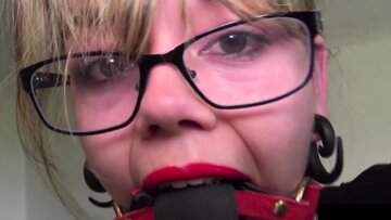 Madison Stuart’s Rough Rope Fuck