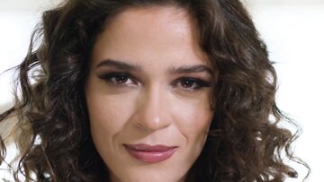 Victoria Voxxx teases Robby Apples