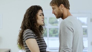 Victoria Voxxx makes up with hard sex