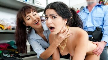 Angel Gostosa eats pussy and dick to pay