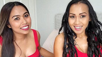 Thai MILF Lovers Go Down on Each Other